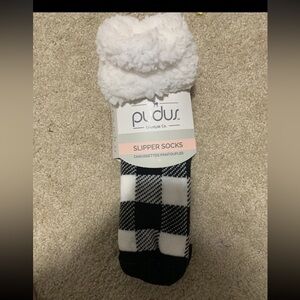 Pudus Lifestyle Co. Vegan Slipper Socks,  Plaid - size Large, NEW